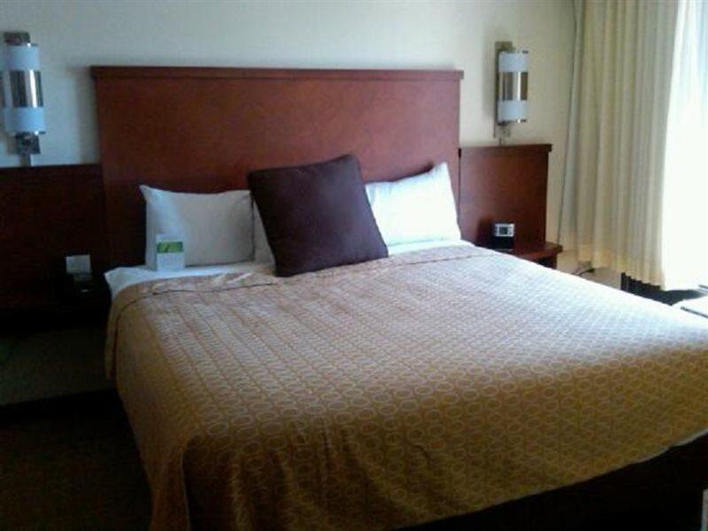 Hyatt Place Dallas Las Colinas Irving Bagian luar foto