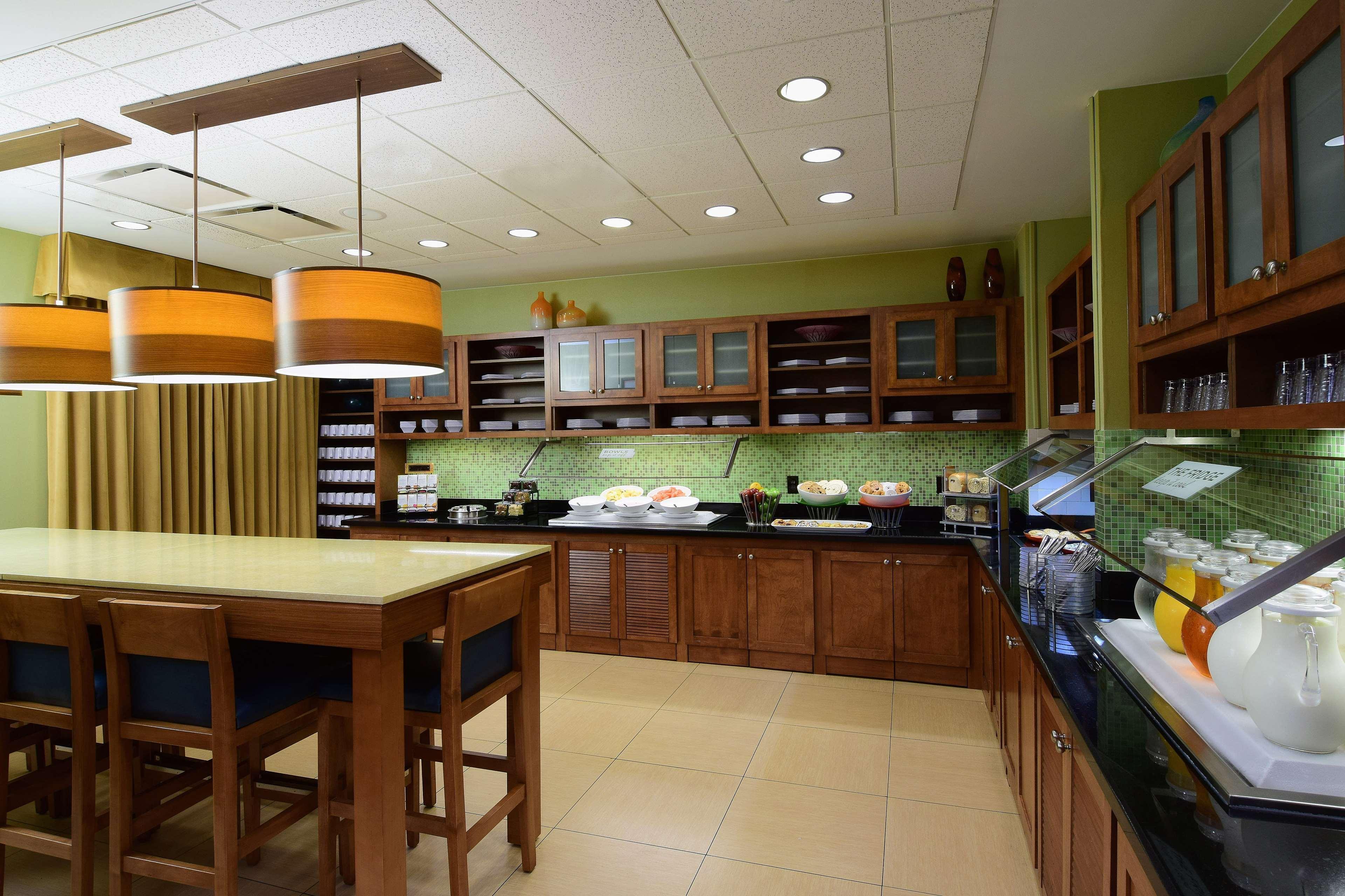 Hyatt Place Dallas Las Colinas Irving Bagian luar foto