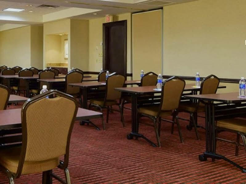 Hyatt Place Dallas Las Colinas Irving Bagian luar foto